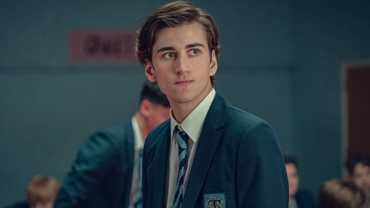 Sebastian Croft as Ben Hope in season 2 of Netflix's Heartstopper.