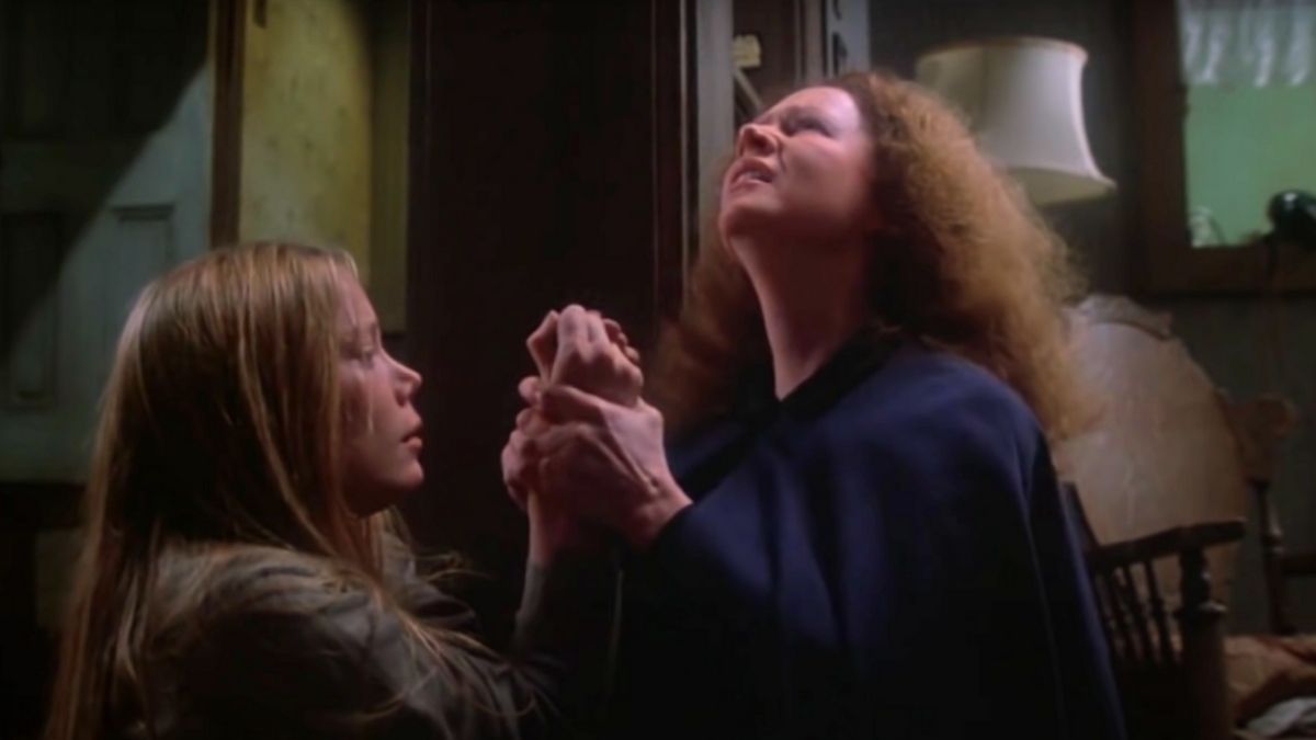 Sissy Spacek and Piper Laurie in 'Carrie'