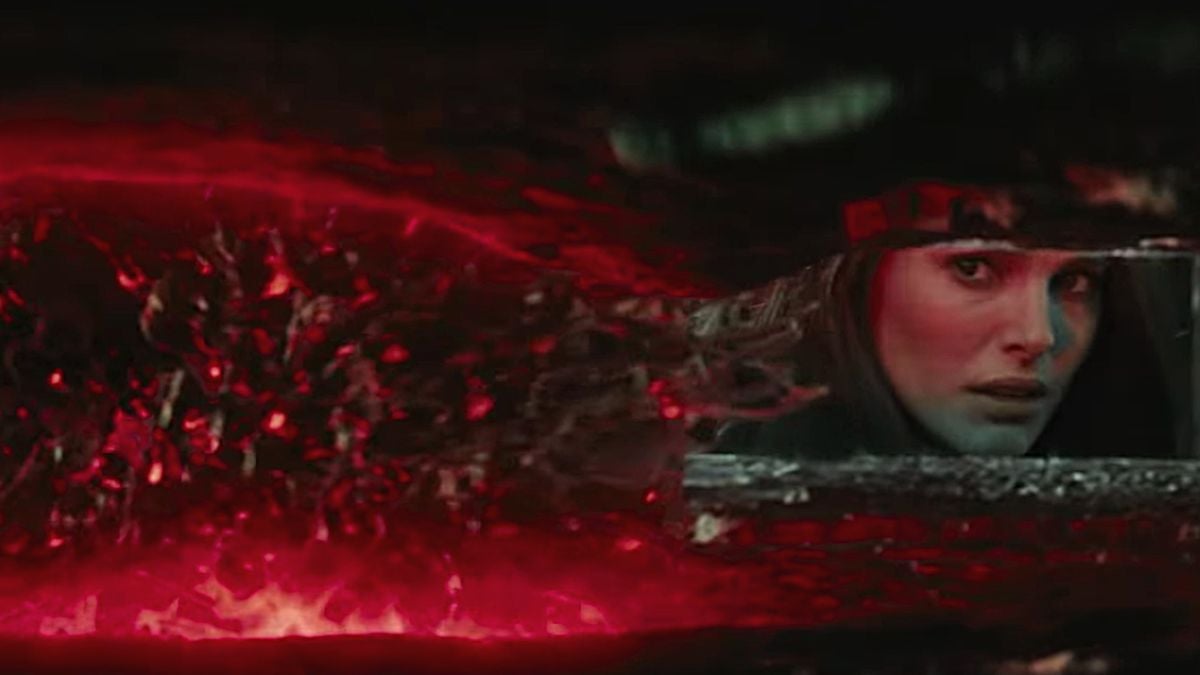 Jane Foster looks at the Reality Stone in Marvel Studios' 'Thor: The Dark World'.
