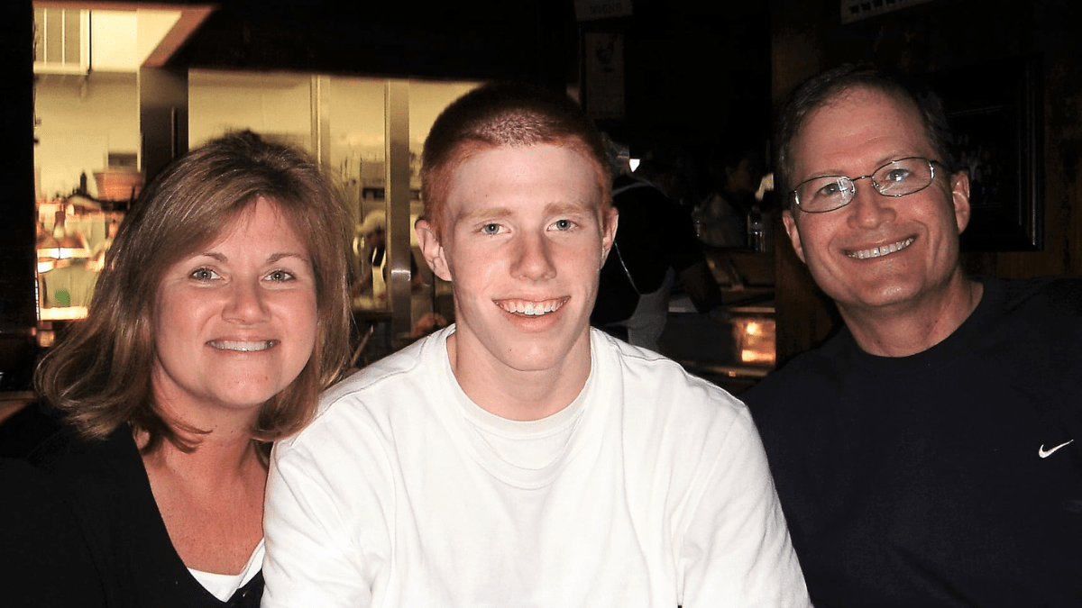 Bryce Laspisa and parents