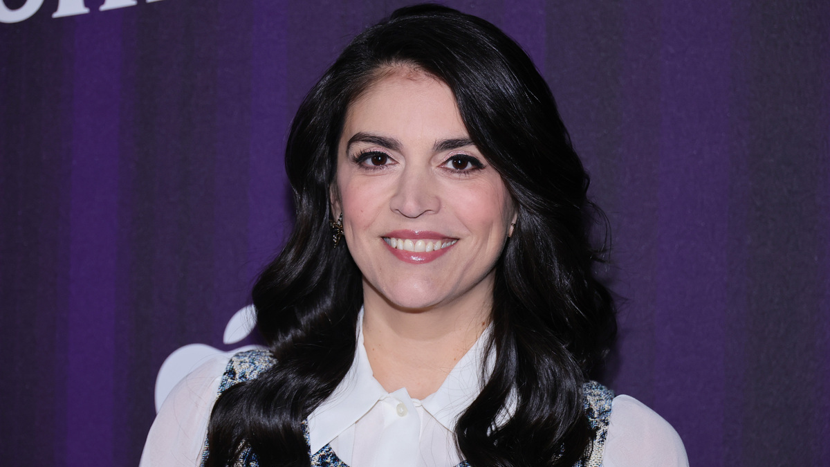 Cecily Strong attends the photo call for Apple TV+'s "Schmigadoon!" Season 2  at Park Lane Hotel on March 21, 2023 in New York City.