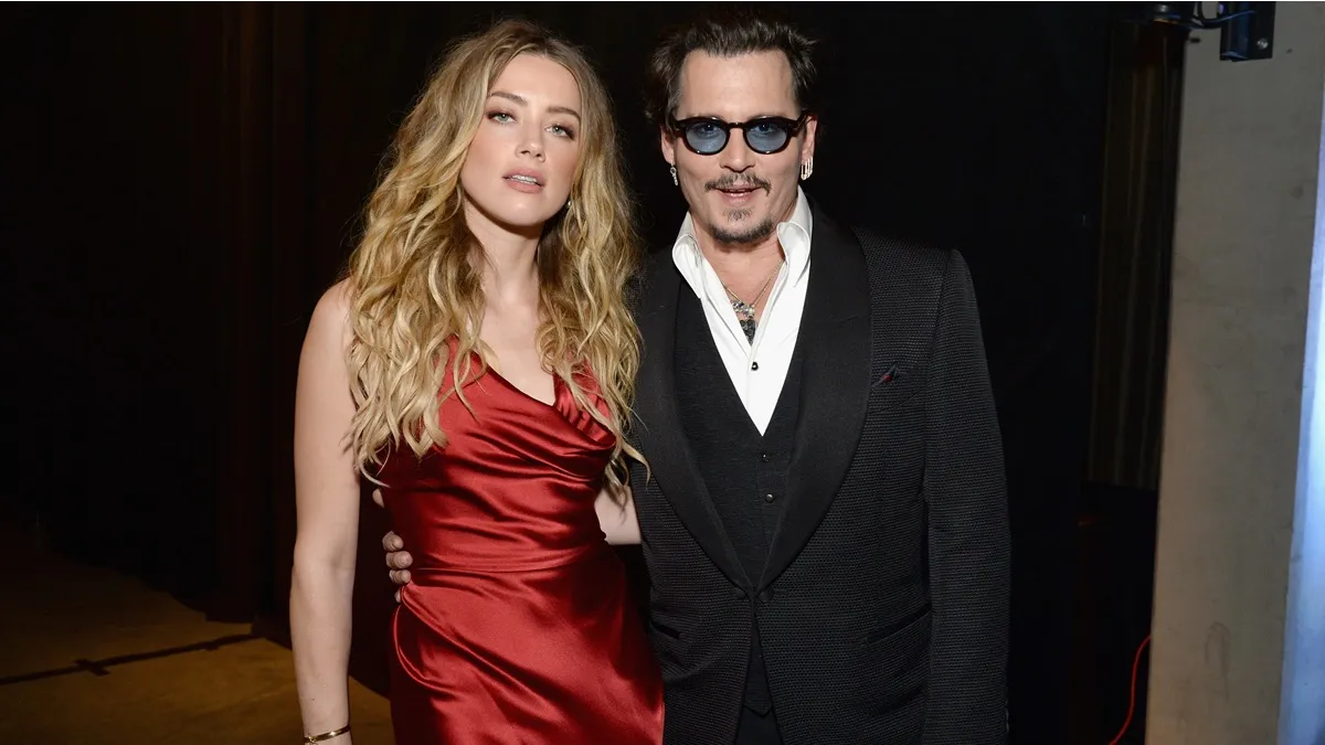 CULVER CITY, CA - JANUARY 09: Actors Amber Heard (L) and Johnny Depp attend The Art of Elysium 2016 HEAVEN Gala presented by Vivienne Westwood & Andreas Kronthaler at 3LABS on January 9, 2016 in Culver City, California.