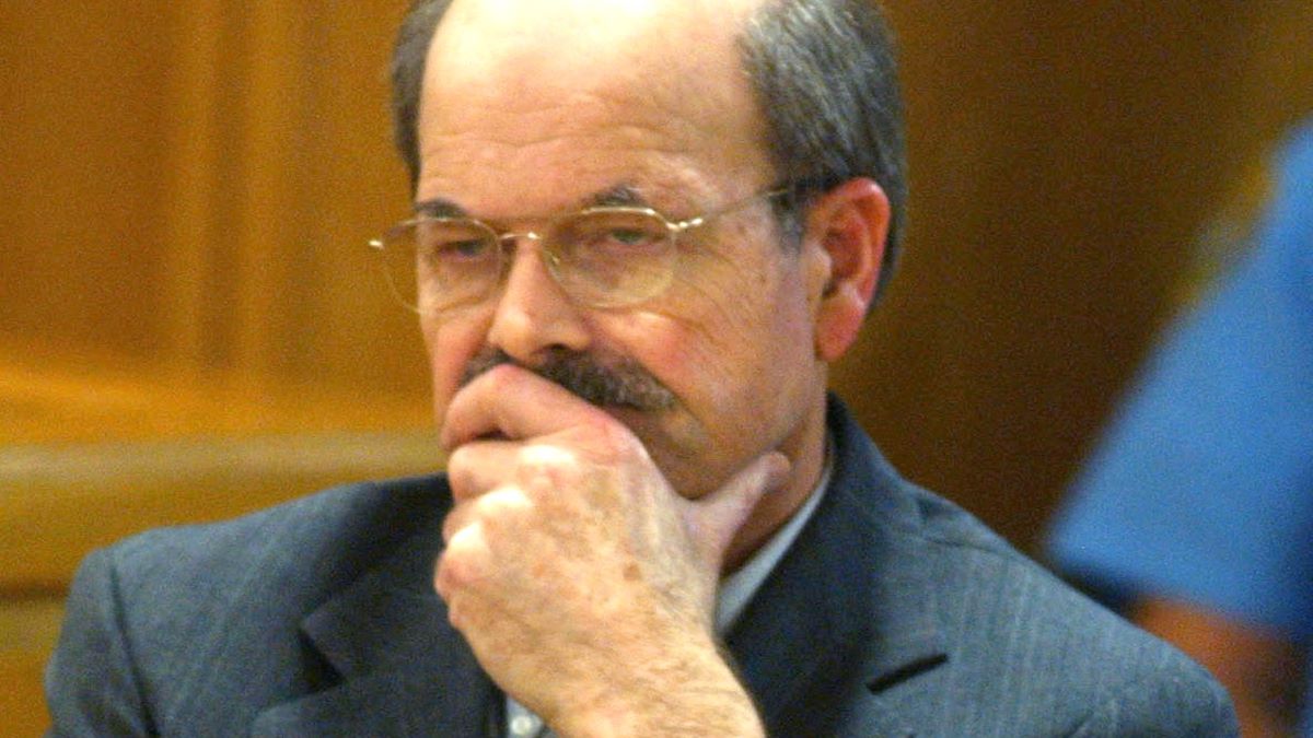 Confessed serial killer Dennis Rader, known as BTK, listens to testimony in the sentening phase of his trial in Sedgwick County Court August 17, 2005 in Wichita, Kansas. Rader, of Park City, Kansas, has pleaded guilty to 10 counts of murder for killings which spanned three decades. (Photo by Bo Rader-Pool/Getty Images)