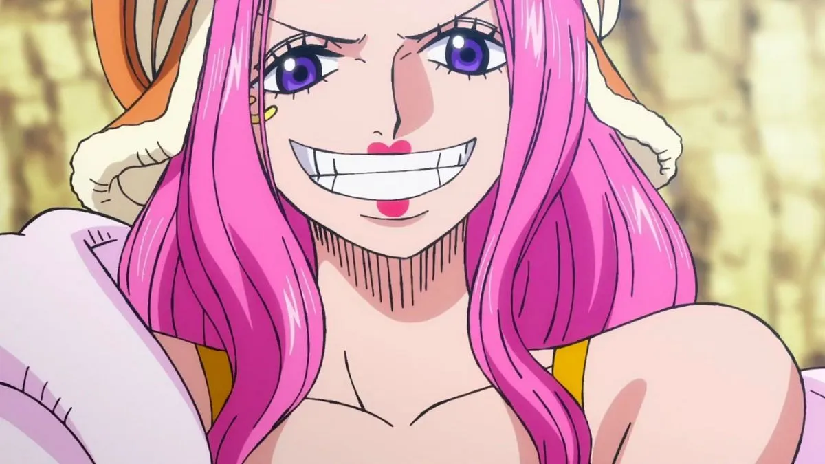 Jewelry Bonney smiling in One Piece