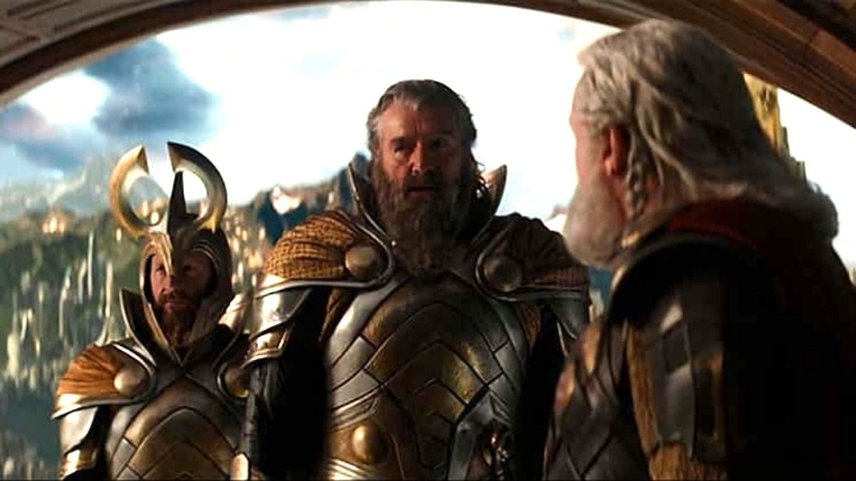 Odin speaks with Tyr on Asgard in Thor: The Dark World
