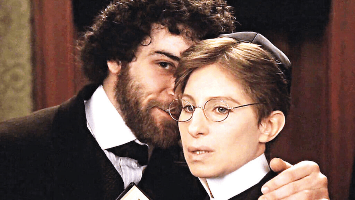 Barbra Streisand and Mandy Patinkin in 'Yentl'