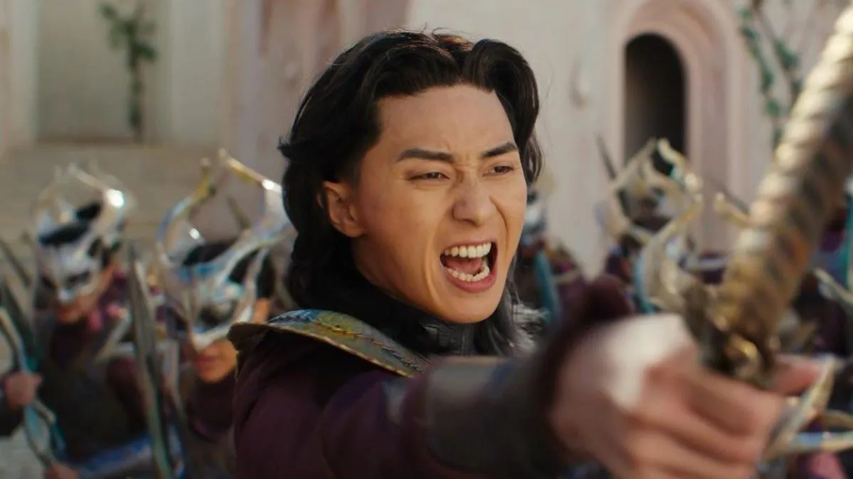 Park Seo Joon as Prince Yan of Aladna in 'The Marvels'.