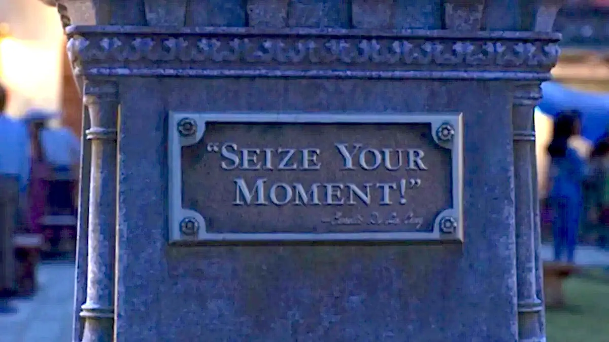 An image of Ernesto de la Cruz's 'Seize Your Moment' statue from Disney/Pixar's 'Coco'