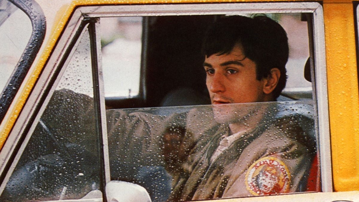 Kino. Taxi Driver, (TAXI DRIVER) USA, 1976, Regie: Martin Scorsese, ROBERT DE NIRO. (Photo by FilmPublicityArchive/United Archives via Getty Images)