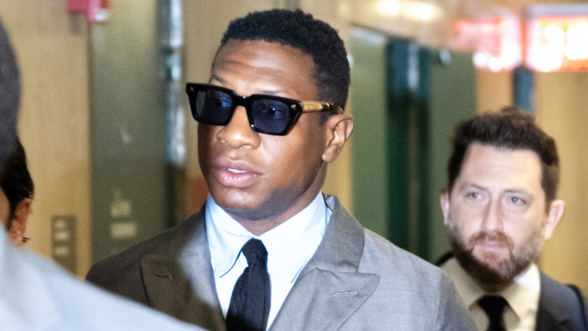 Actor Jonathan Majors arrives to Manhattan Criminal Court for his pre-trial hearing on August 03, 2023 in New York City. If convicted, Majors could face up to a year in jail over misdemeanor charges of assault and harassment.