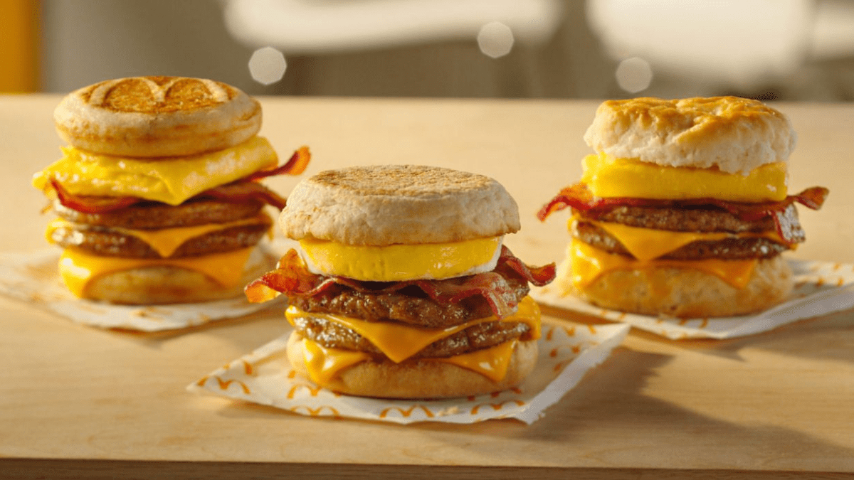 Does McDonald's Serve Breakfast All Day? Answered