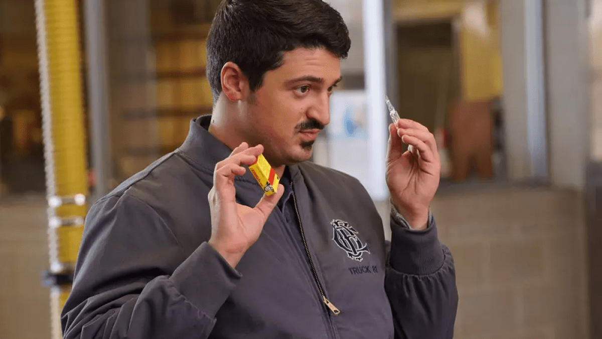 Otis from 'Chicago Fire' demonstrating how to hold things.