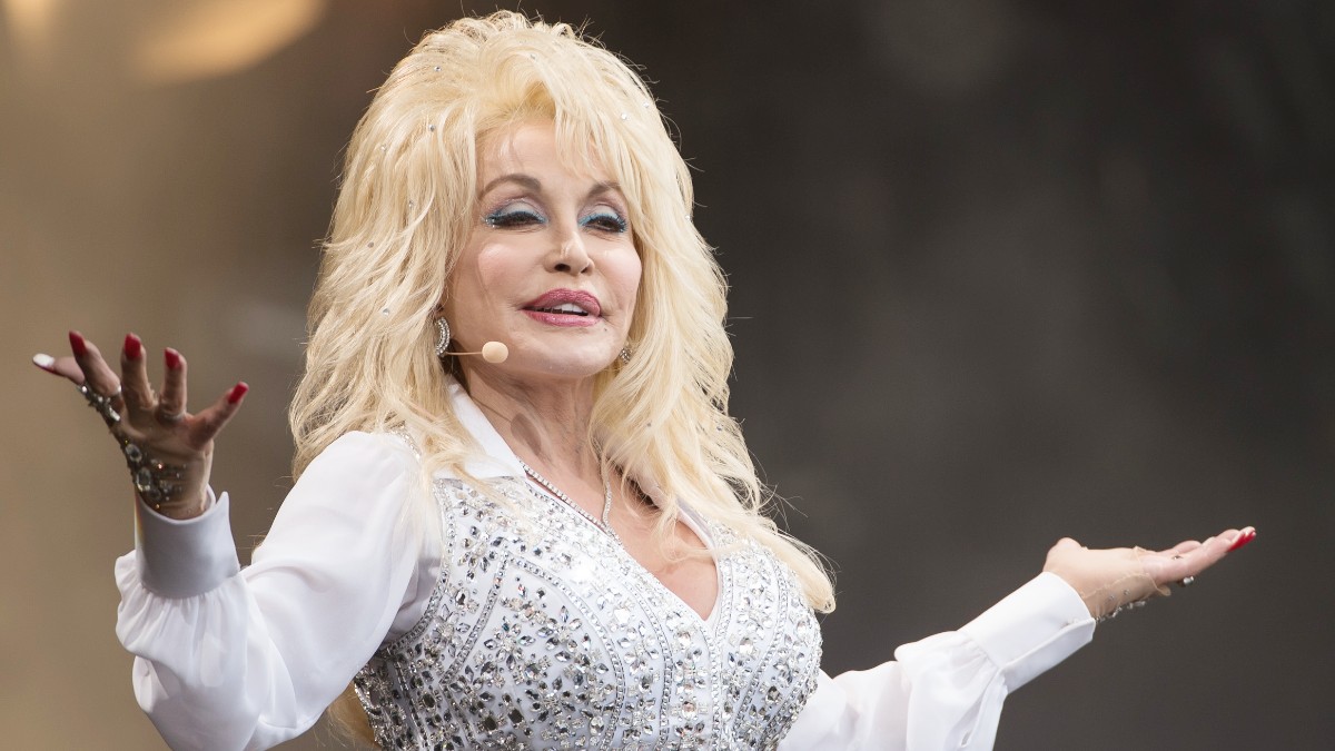 How Old Is Dolly Parton?