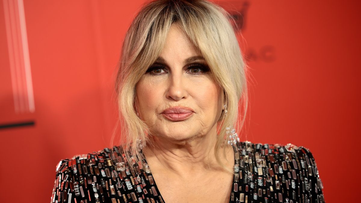 Is Jennifer Coolidge Married?