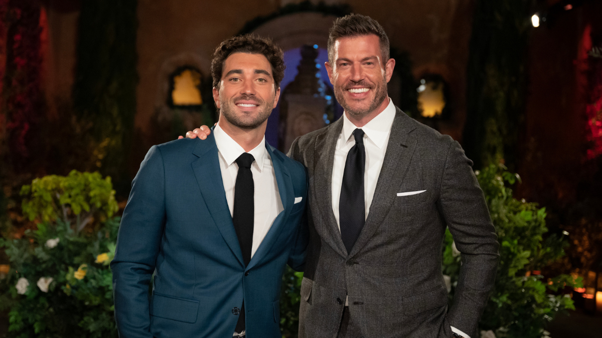 Joey Graziadei and Jesse Palmer on the set of 'The Bachelor' season 28