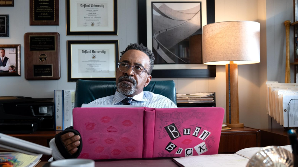 Tim Meadows in 'Mean Girls' 2024