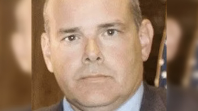 Detective Mat Mustard