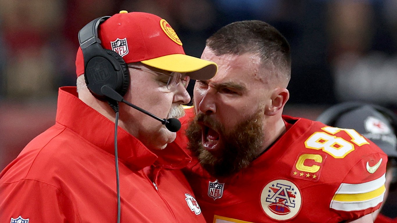 These memes of Travis Kelce screaming at his coach are making us laugh but also fear for Taylor