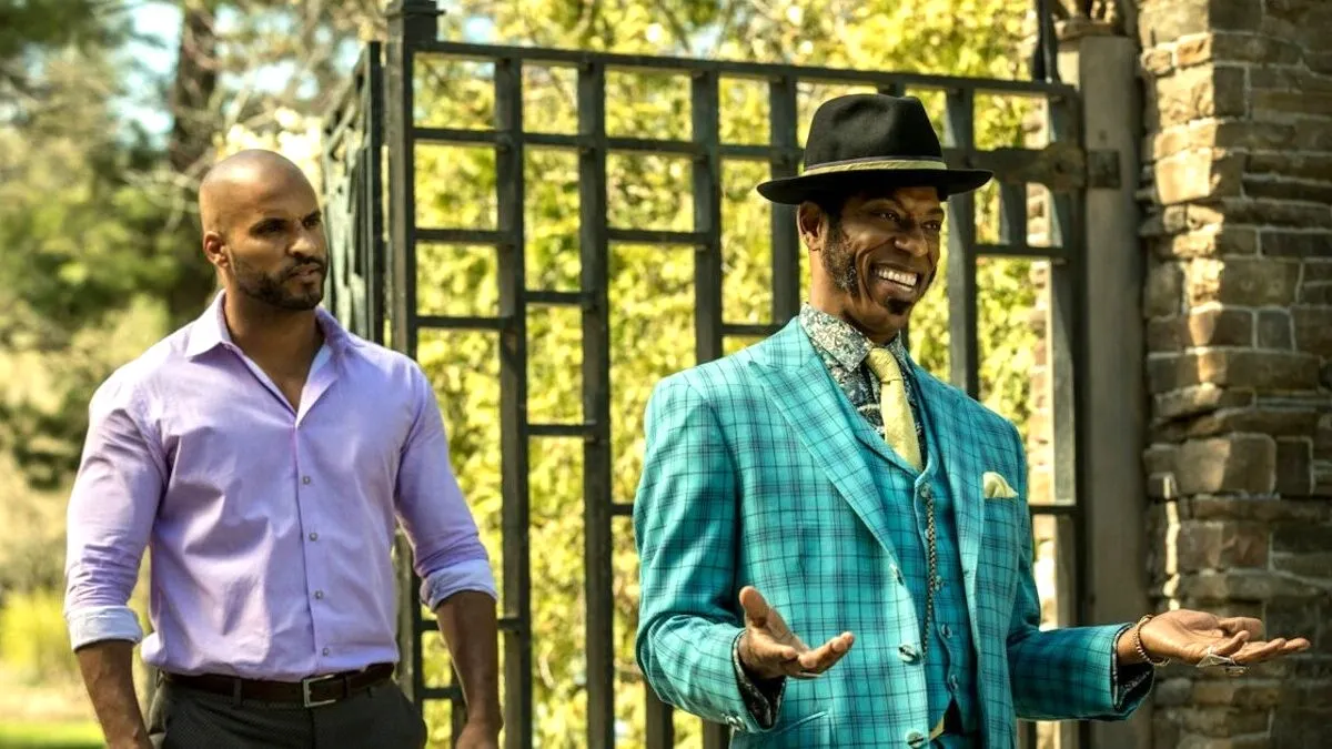 Shadow Moon (Ricky Whittle) and Mr. Nancy (Orlando Jones) in American Gods