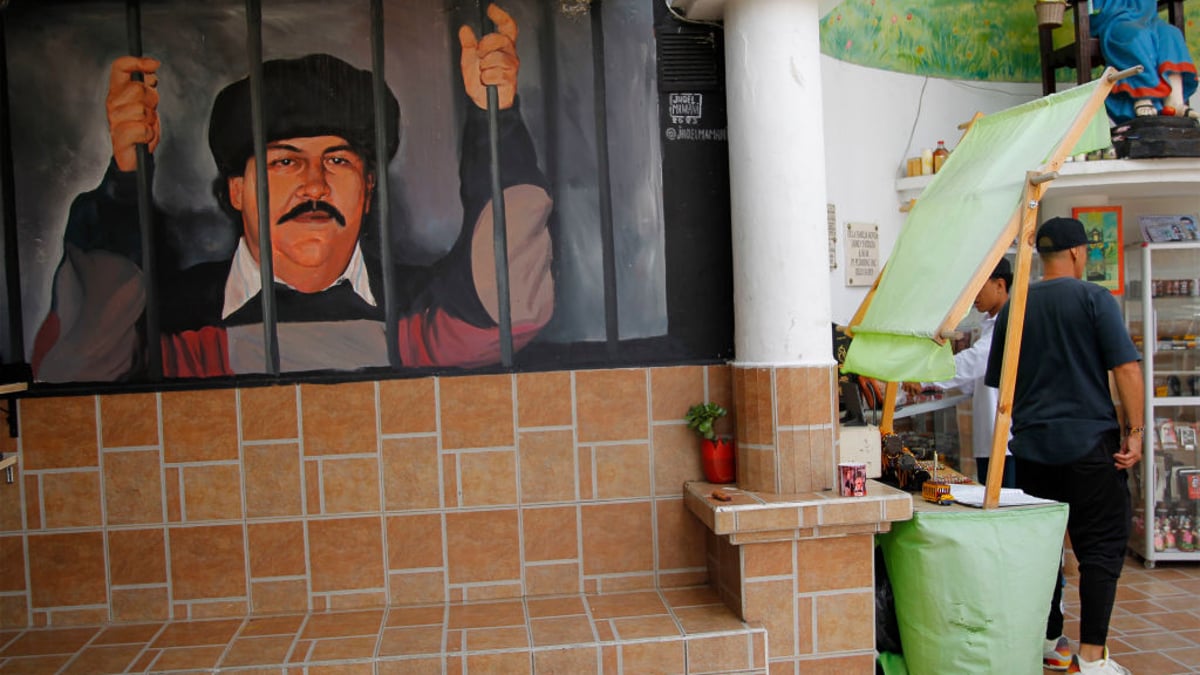 Tourists visit the Pablo Escobar Museum at Pablo Escobar neighborhood during 30th anniversary of the late Colombian drug trafficker Pablo Escobar on December 2, 2023 in Medellin, Colombia. 