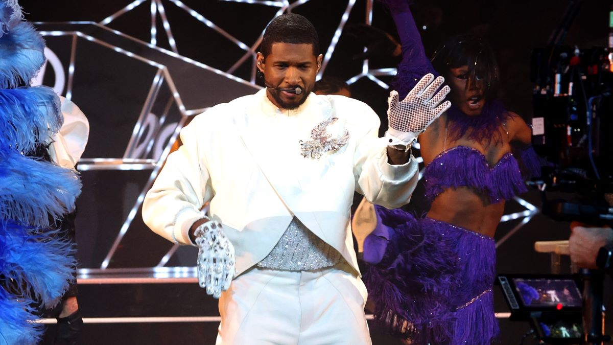 Usher performs onstage during the Apple Music Super Bowl LVIII Halftime Show at Allegiant Stadium on February 11, 2024 in Las Vegas, Nevada. (Photo by Kevin Mazur/Getty Images for Roc Nation)