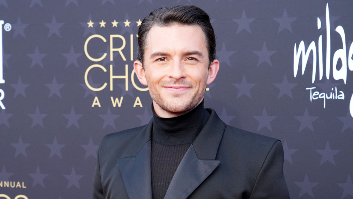 Jonathan Bailey attends the 29th Annual Critics Choice Awards at Barker Hangar on January 14, 2024 in Santa Monica, California. 