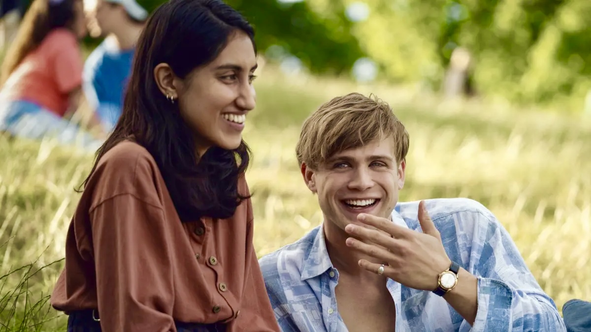 Ambika Mod and Leo Woodall as Emma and Dexter in Netflix’s ‘One Day’