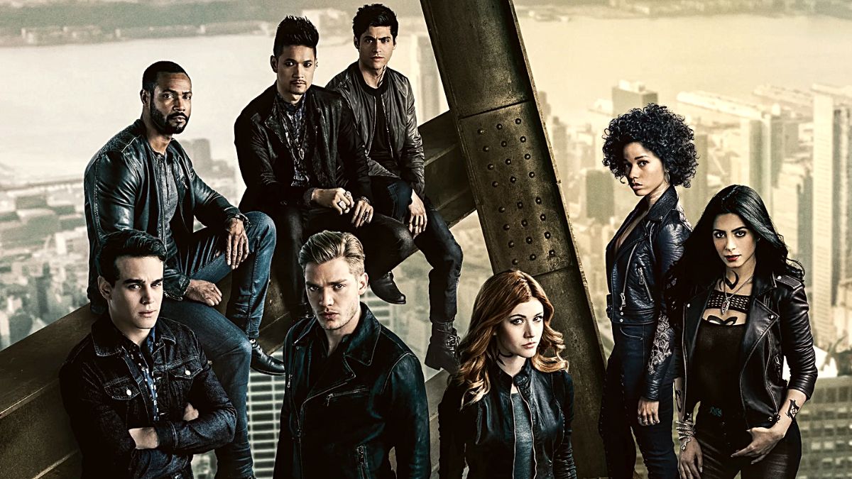 Promotional image for the television series 'Shadowhunters'.