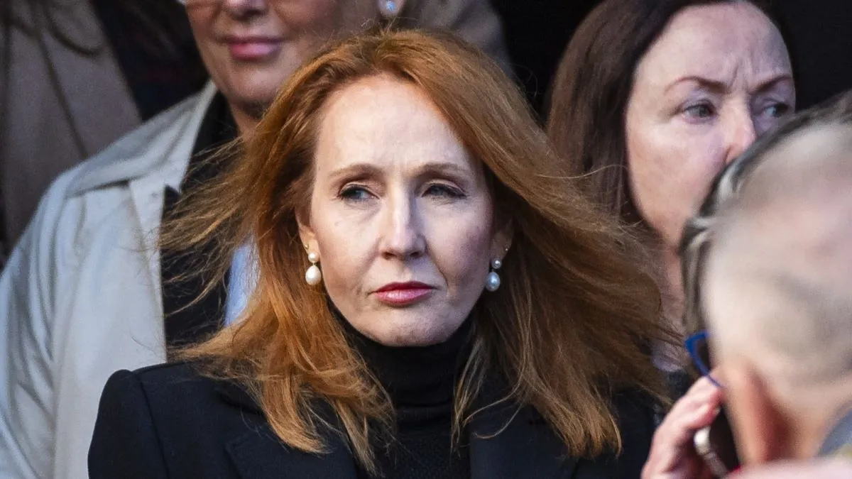 .K Rowling (C) attends the memorial service for former Chancellor of the Exchequer Alistair Darling at St Margaret's Episcopal Cathedral on December 19, 2023 in Edinburgh, Scotland. The Labour politician entered politics as a Lothian Regional Councillor in 1982 and represented Edinburgh as a Labour MP from 1987 to 2015. He served as Chancellor of the Exchequer under Gordon Brown from 2007 to 2010 during the 2007-2008 financial crisis. A key figure in the Scottish independence debate, Darling was chairman of the 'Better Together' campaign, advocating to keep Scotland in the Union. He passed away on November 30, 2023, at 70, survived by his wife, Maggie, and their two children, Anna and Calum. (Photo by Euan Cherry/Getty Images)