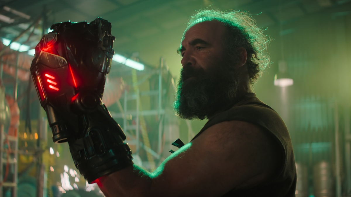 Rory McCann wearing a power glove in Paramount+'s Knuckles