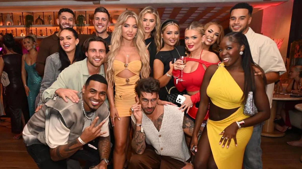 Is there a new ‘Love Island: All Stars’ couple? The missed connection teased by the paparazzi, explained