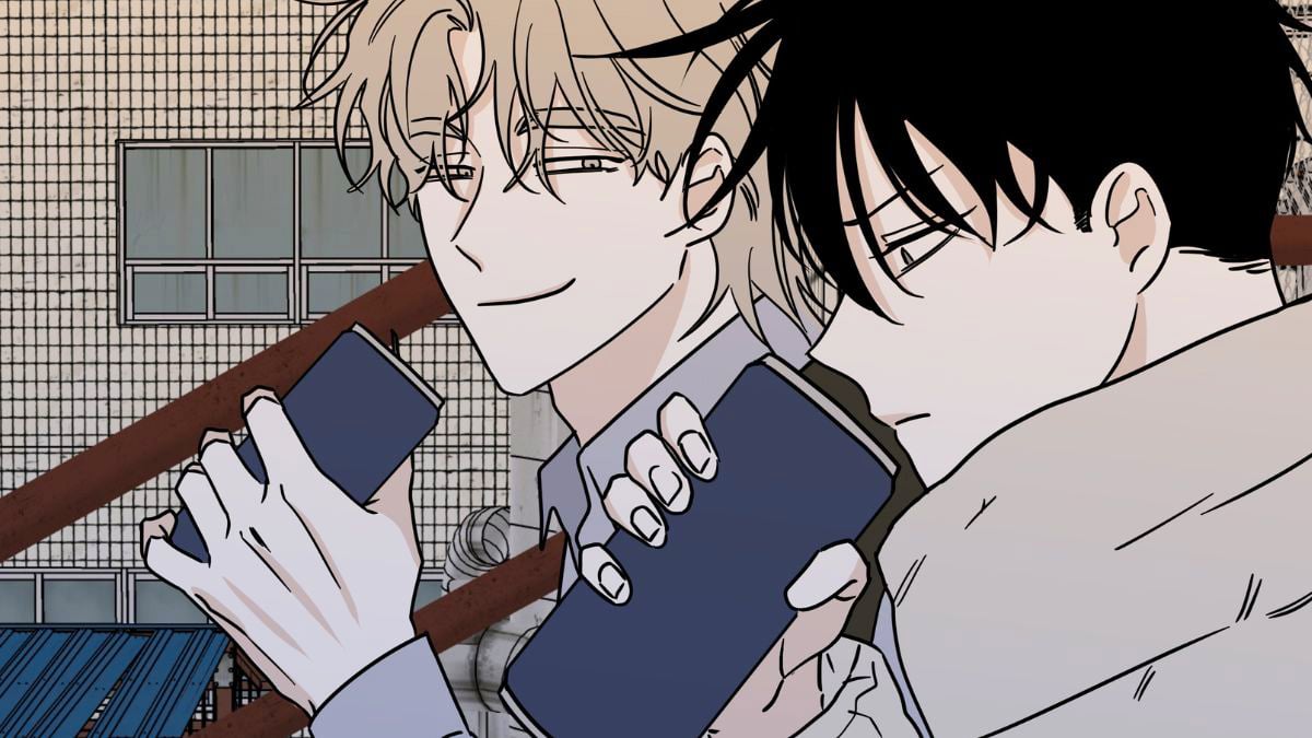 Taeju smiling as he looks at Euihyun in the BL manhwa Low Tide in Twilight