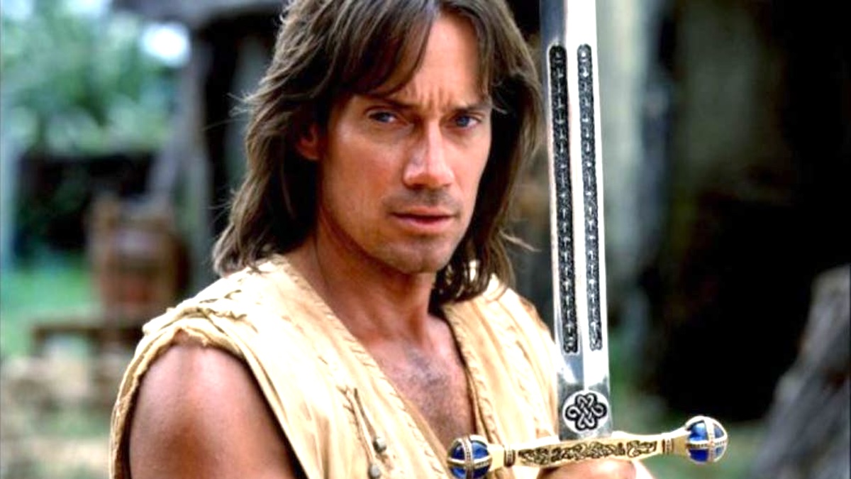 Kevin Sorbo holding a sword