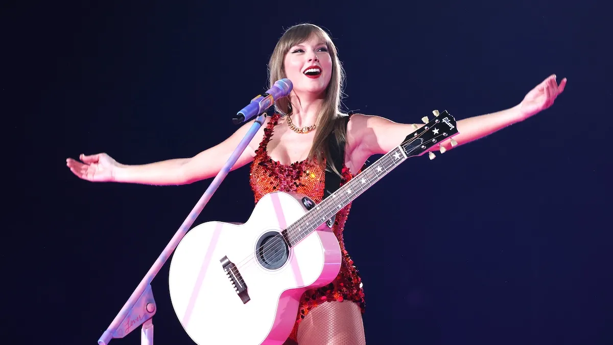 PARIS, FRANCE - MAY 09: (EDITORIAL USE ONLY. NO BOOK COVERS.) Taylor Swift performs onstage during "Taylor Swift | The Eras Tour" at La Defense on May 09, 2024 in Paris, France.