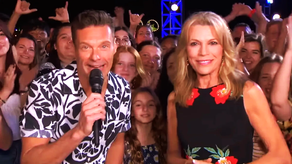 Vanna White and Ryan Seacrest on A,erican Idol
