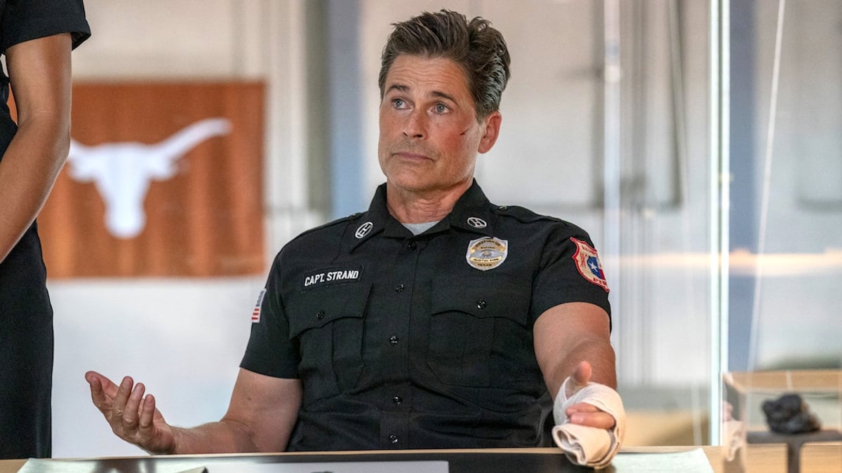 Rob Lowe in '911: Lone Star'