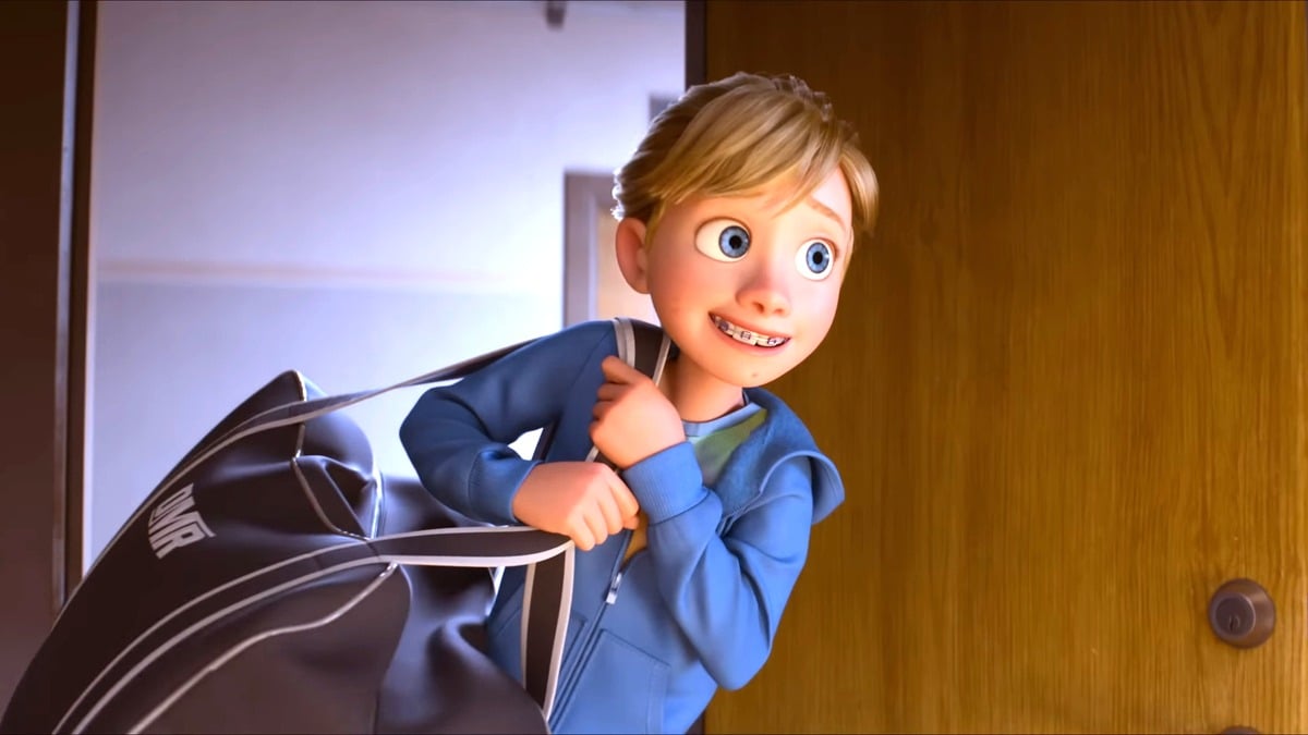 Riley carrying a big bag in Inside Out 2.