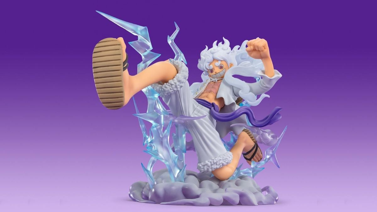 Figure of Luffy's Gear 5 form in One Piece.