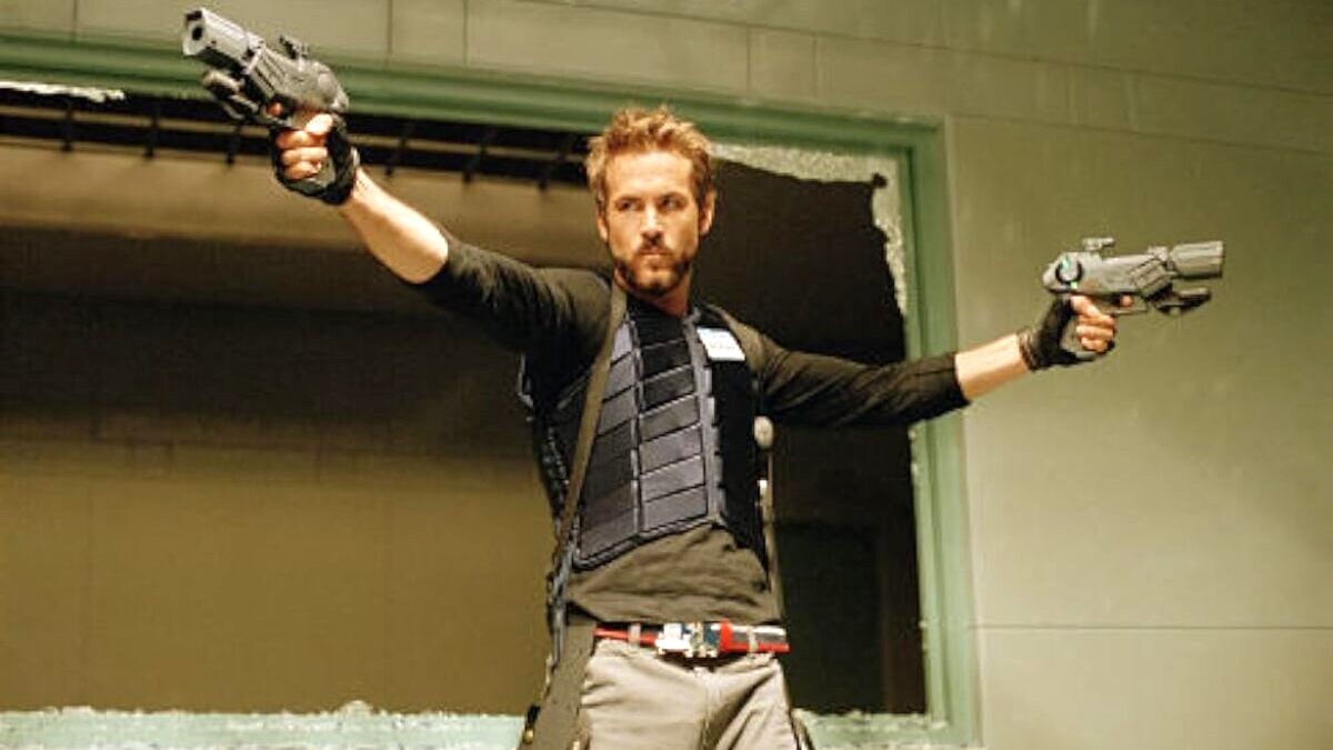 Ryan Reynolds as Hannibal King in Blade: Trinity
