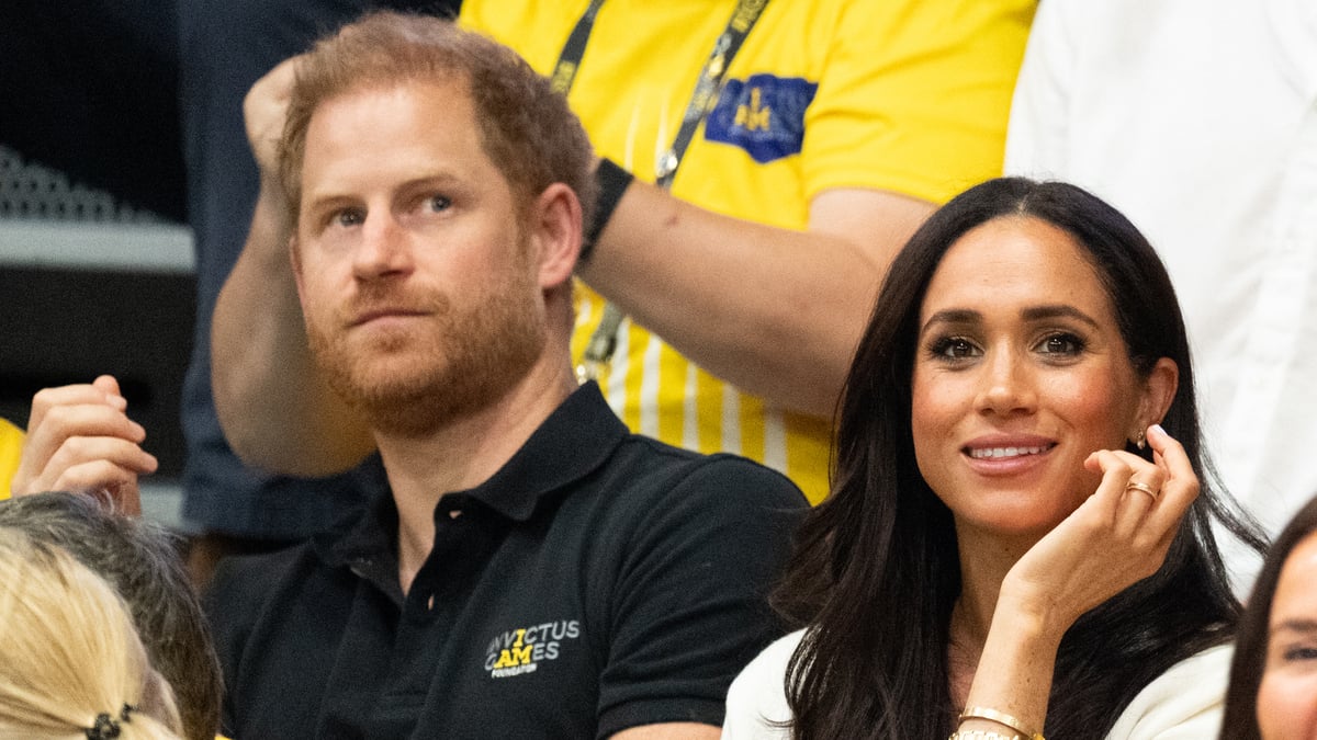 DUSSELDORF, GERMANY - SEPTEMBER 13: Prince Harry, Duke of Sussex and Meghan, Duchess of Sussex attend the Wheelchair Basketball preliminary match between Ukraine and Australia during day four of the Invictus Games Düsseldorf 2023 on September 13, 2023 in Duesseldorf, Germany.