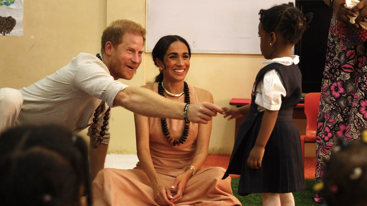 Prince Harry, Duke of Sussex and Meghan, Duchess of Sussex visit Lightway Academy on May 10, 2024 in Abuja, Nigeria.