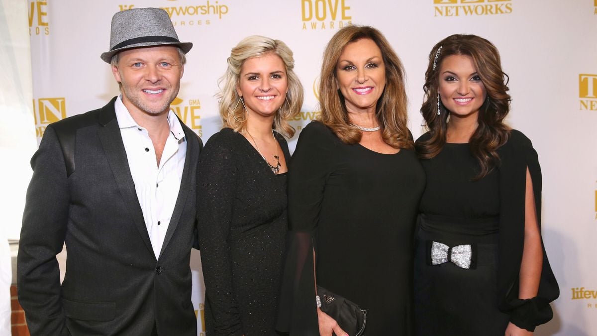 NASHVILLE, TN - OCTOBER 13:(L-R) Jason Clark, Autumn Nelon Clark, Kelly Nelon Clark and Amber Nelon Clark of musical group The Nelons attend the 46th Annual GMA Dove Awards at Allen Arena, Lipscomb University on October 13, 2015 in Nashville, Tennessee. (Photo by Terry Wyatt/Getty Images for Dove Awards)