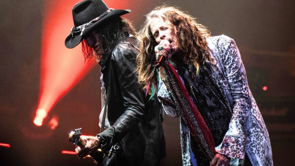 PHILADELPHIA, PENNSYLVANIA - SEPTEMBER 02: (L-R) Joe Perry and Steven Tyler of Aerosmith perform live on stage at the Wells Fargo Center on September 02, 2023 in Philadelphia, Pennsylvania. (Photo by Lisa Lake/Getty Images)