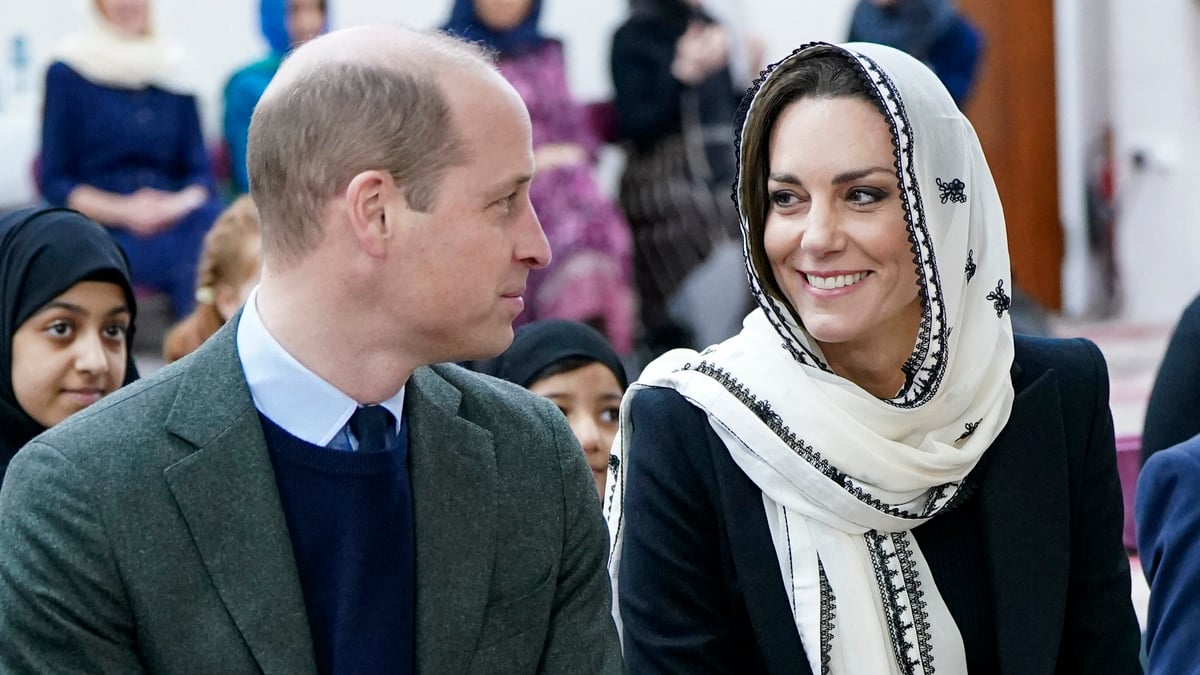 HAYES, ENGLAND - MARCH 09: Catherine, Princess of Wales and Prince William, Prince of Wales visit Hayes Muslim Centre on March 9, 2023 in Hayes, England.