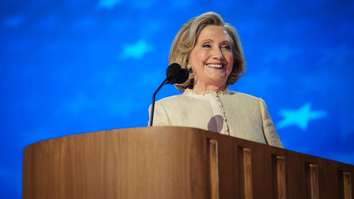 Hillary Clinton’s Stunning DNC Speech Came With a Sizzling Side of