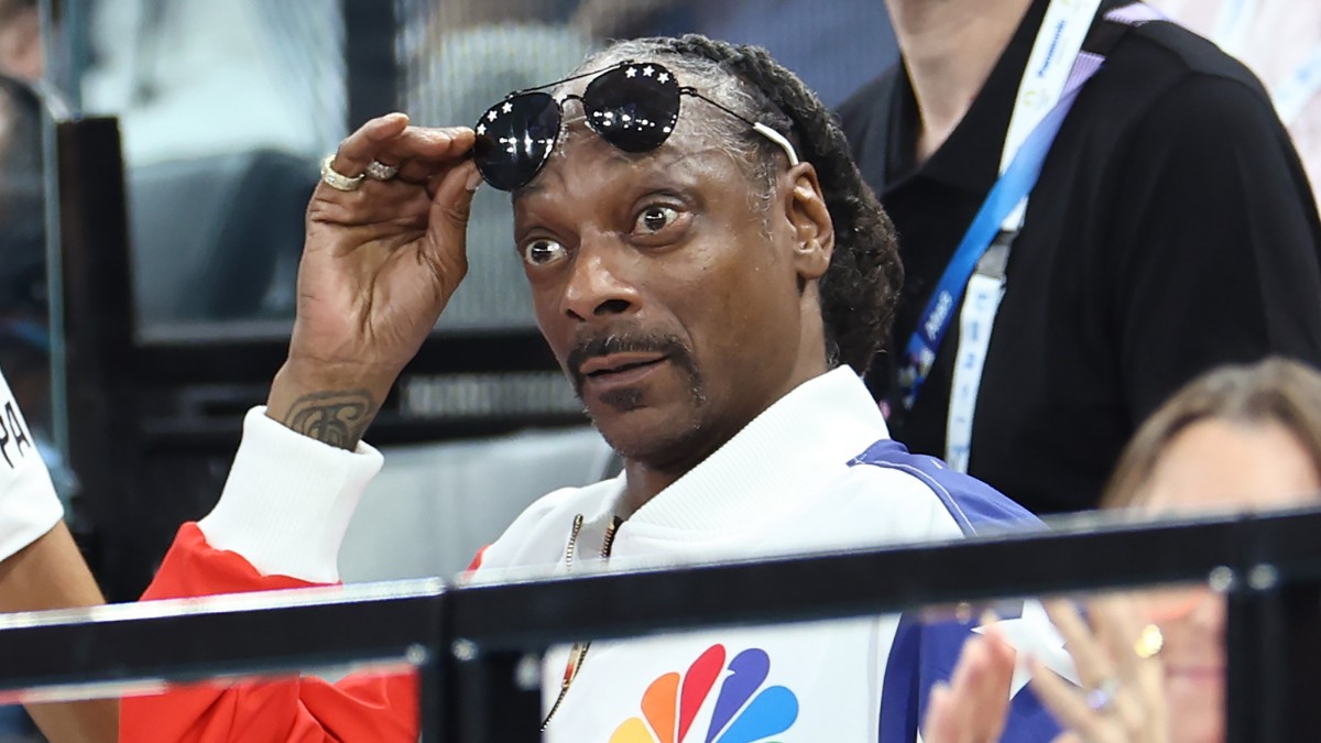 Snoop Dogg's Olympic Pin Explained