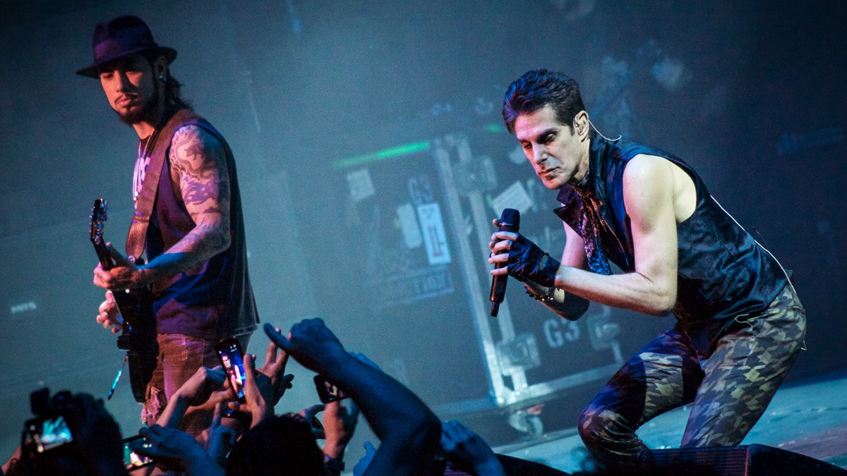 Dave Navarro and Perry Farrell