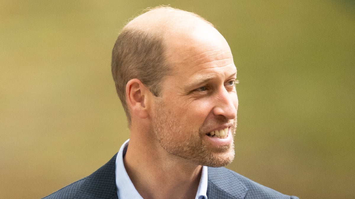 LONDON, ENGLAND - SEPTEMBER 05:  Prince William, Prince of Wales attends the "Homelessness: Reframed" exhibition at the Saatchi gallery on September 05, 2024 in London, England. Prince William met with artists behind the newly commissioned works for the exhibition, as well as individuals whose personal experiences have served as inspiration for some of the pieces.