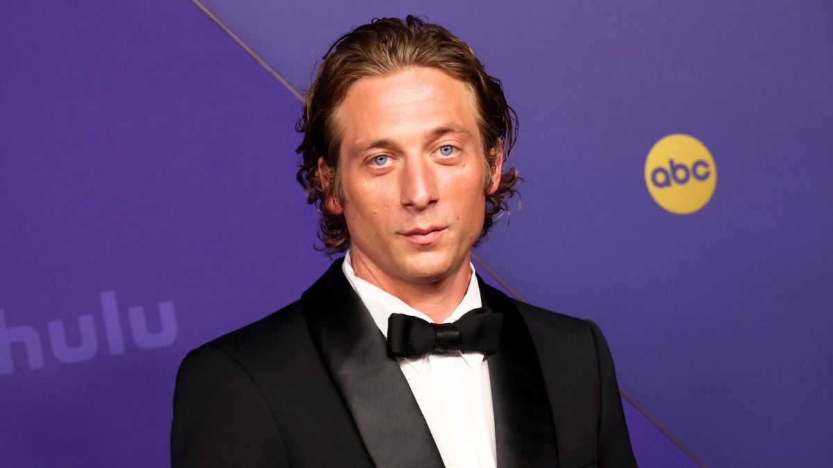 LOS ANGELES, CALIFORNIA - SEPTEMBER 15: Jeremy Allen White attends the 76th Primetime Emmy Awards at Peacock Theater on September 15, 2024 in Los Angeles, California. (Photo by Amy Sussman/Getty Images)