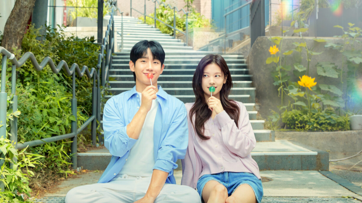 Seung-hyo and Seok-ryu in 'Love Next Door'